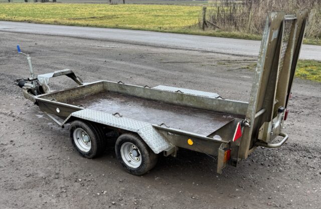 Ifor Williams plant trailer