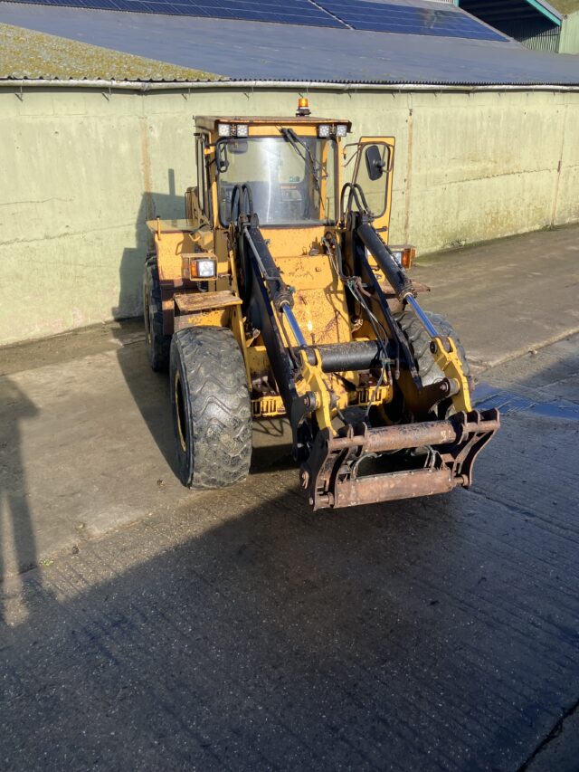 Volvo L90 loading shovel