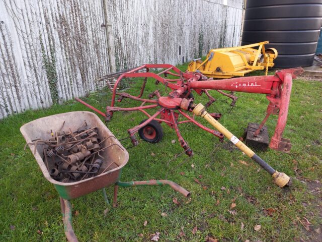 Lely hay Turner,windrower.