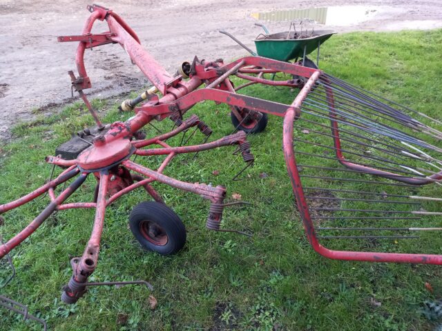 Lely hay Turner,windrower.