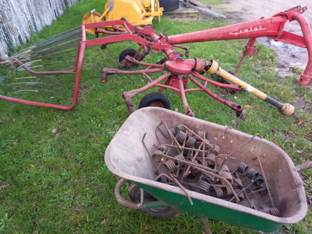 Lely hay Turner,windrower.