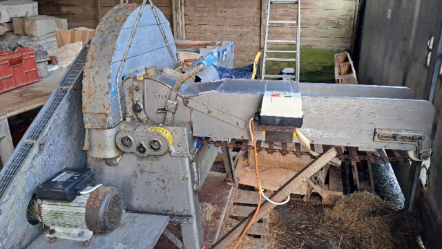 Hay/ straw 240volt chopper