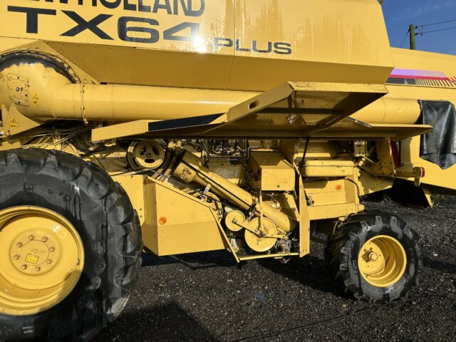 New Holland TX64 Plus