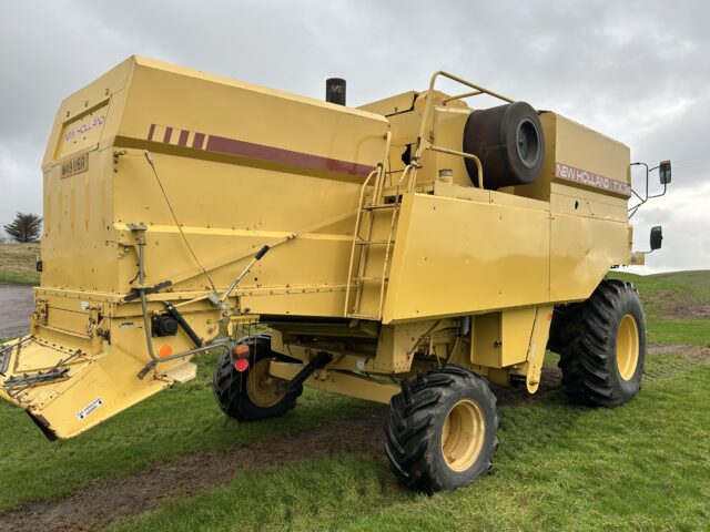 New Holland TX34 Hydro c/w 17 Foot Cut