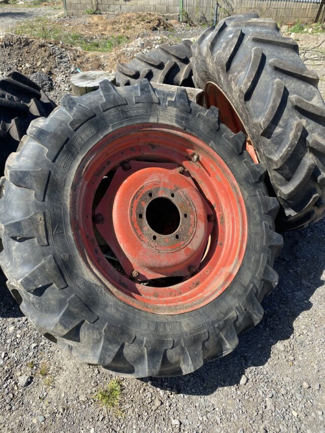 320/85R28 rowcrop wheels 12.4×28