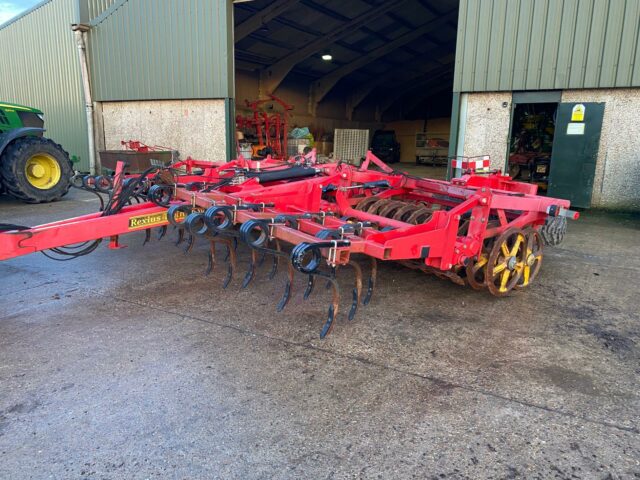 Vaderstad Rexius Twin RST 630