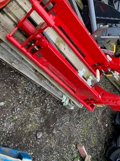 I6000013 MF EURO HEADSTOCK