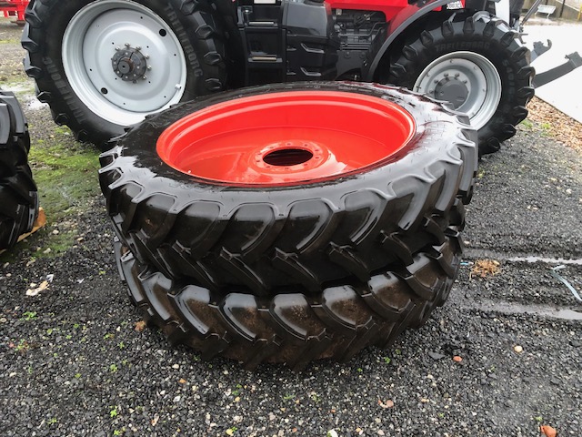 GM036898 NEW FENDT ROW CROP WHEELS