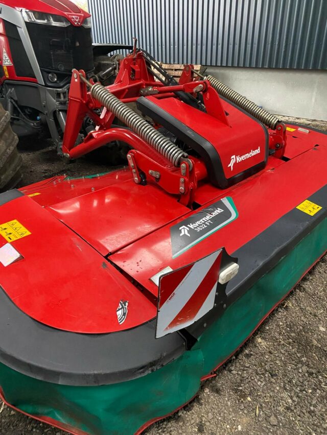 TC02532A 2021 KVERNELAND 3332FT MOWER