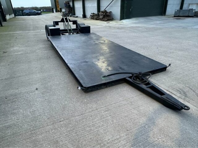 Drop down Low loader trailer