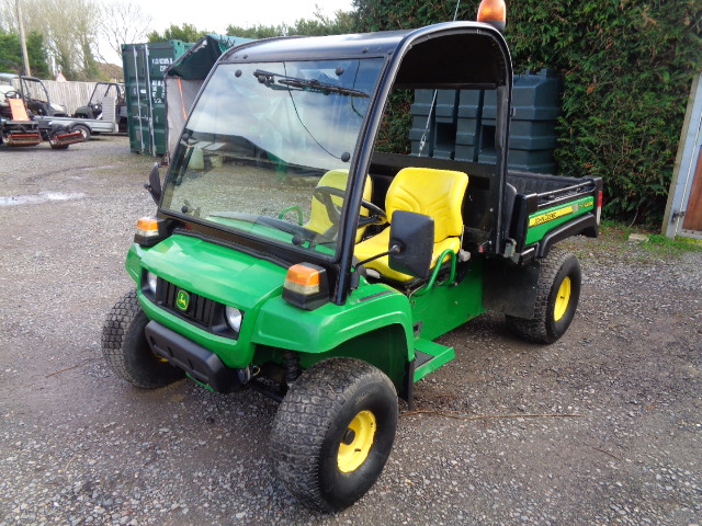 JOHN DEERE TE ELECTRIC GATOR