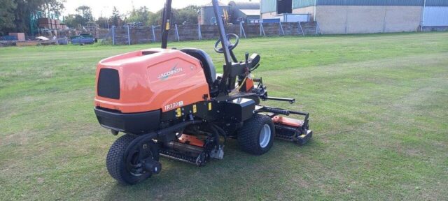 Jacobsen TR 330