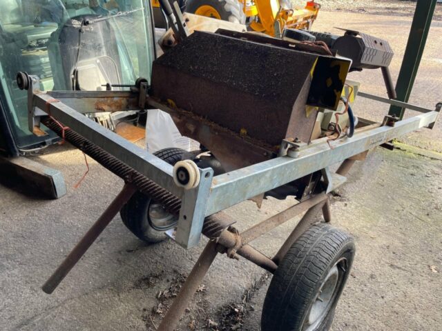 Forestor 210 SWIVEL SAW