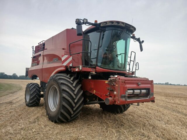 Case IH AF8250