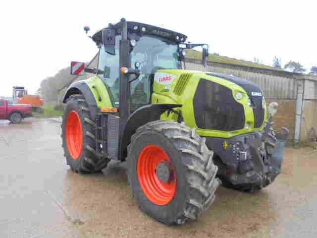 Class Axion 810 CMATIC CIS+