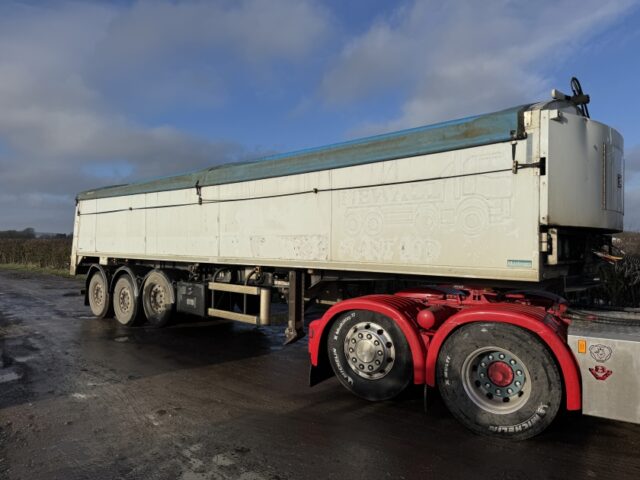 Paneltex Tri Axle Bulk Trailer