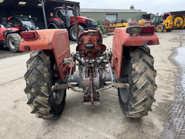 Massey Ferguson 133 2WD