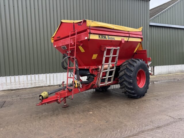 KRM Bredal Trailed Fert Spreader