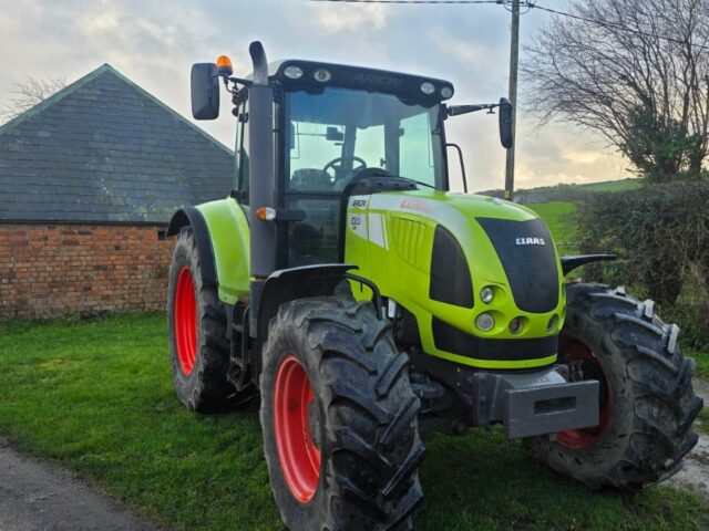 CLAAS ARION 620