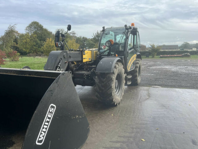 DUE IN: New Holland TH7.42 Telehandler For Sale